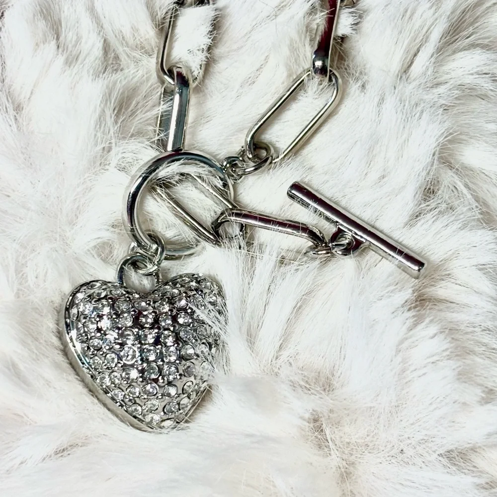 Urban Outfitters Rhinestone Crystal Heart Necklace - Picture 9 of 11